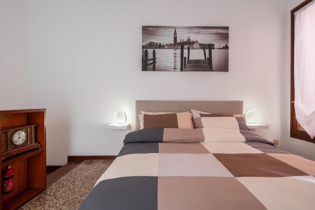 Suite Rava - San Marco With Pool Венеція Екстер'єр фото