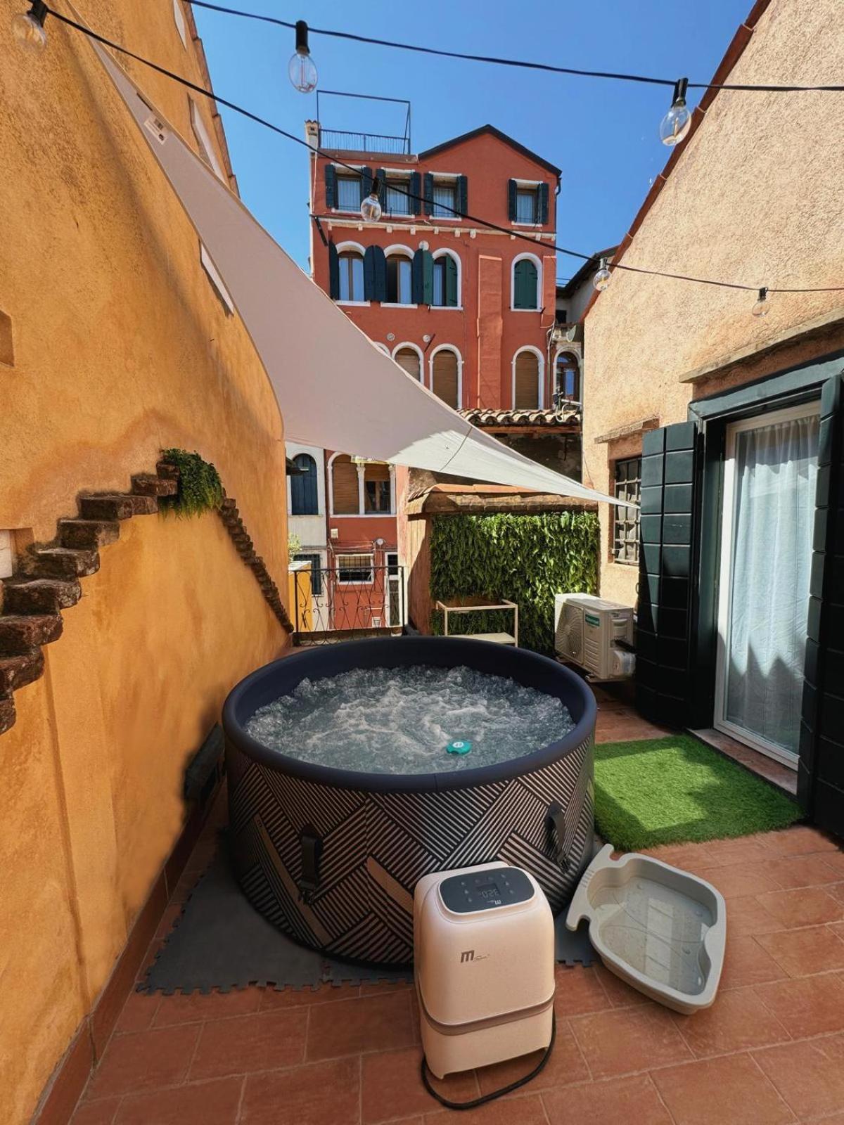 Suite Rava - San Marco With Pool Венеція Екстер'єр фото